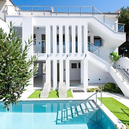 Albatros Beach House Лименас Екстериор снимка