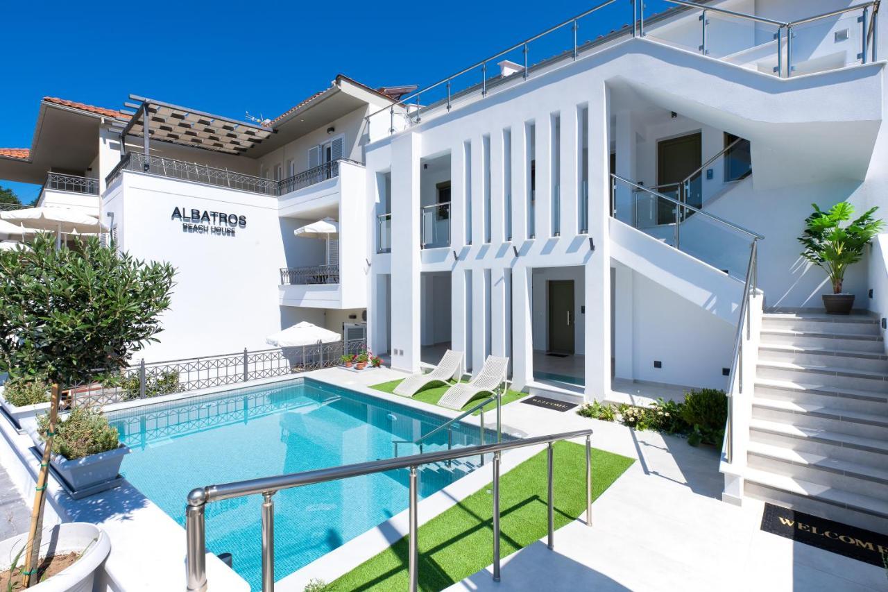 Albatros Beach House Лименас Екстериор снимка